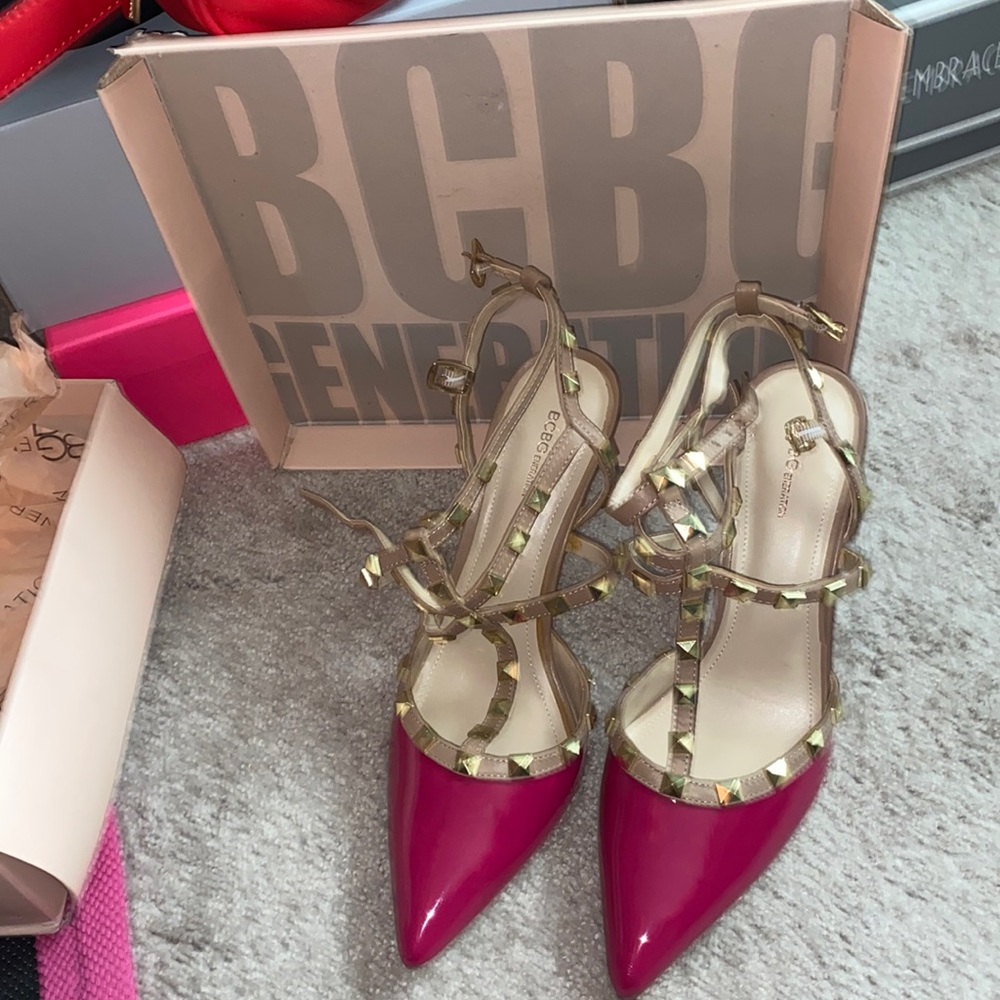 BCBG sandals fuchsia